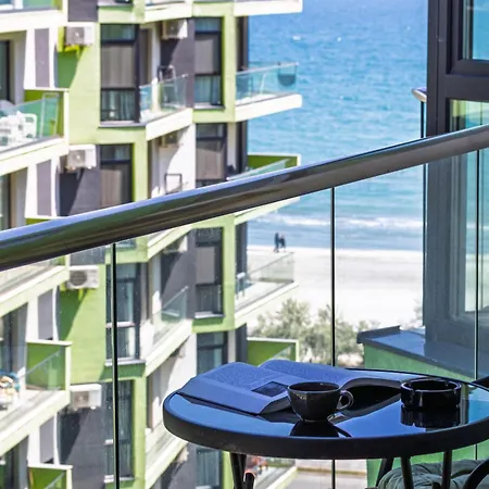 Kellers - Pool & Apartment