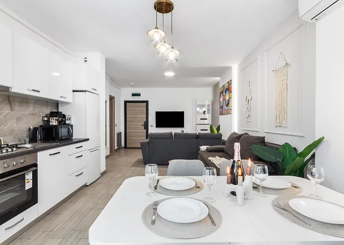 Kellers - Pool & Нэводари