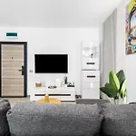 Apartamento Kellers - Pool & Năvodari