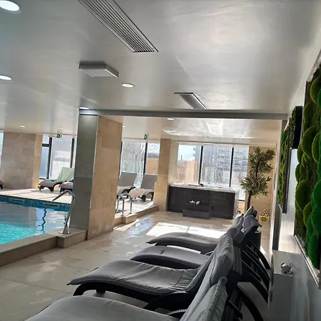 דירה Kellers - Pool & Năvodari