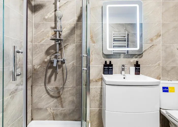 Kellers - Pool & * Năvodari